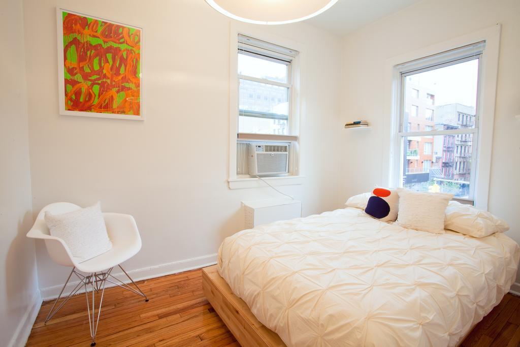 One Bedroom Self-Catering Apartment - Little Italy Nueva York Habitación foto